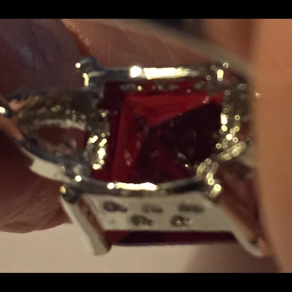 ❤️❤️ChiChi-Red Ruby 925ss Ring - Picture 6 of 7